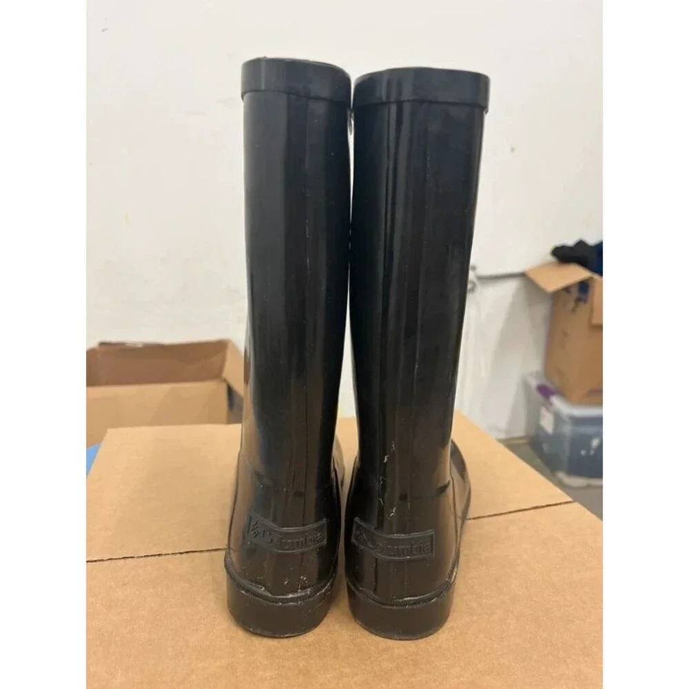 Columbia women’s rain boots size 5